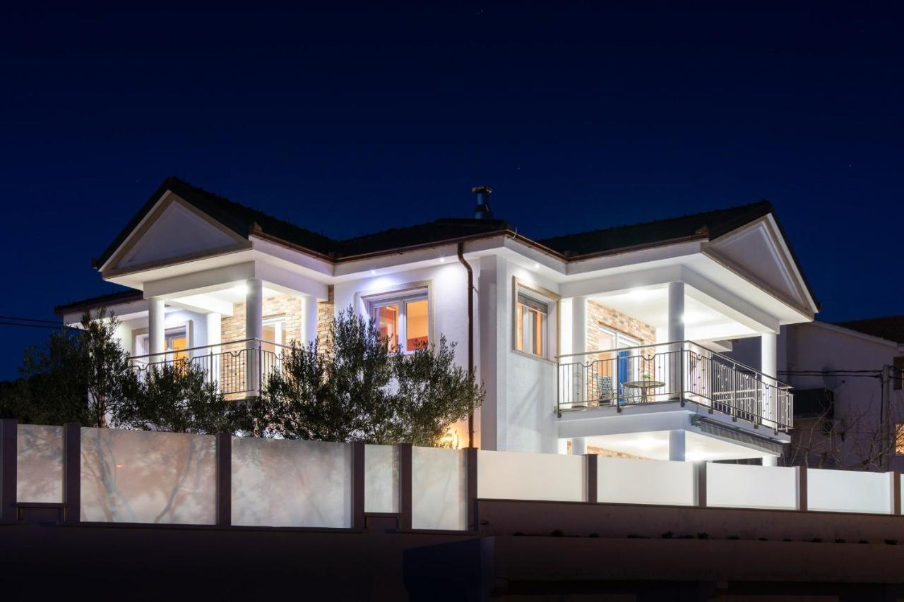 Luxury Villa Ivana Marina Esterno foto