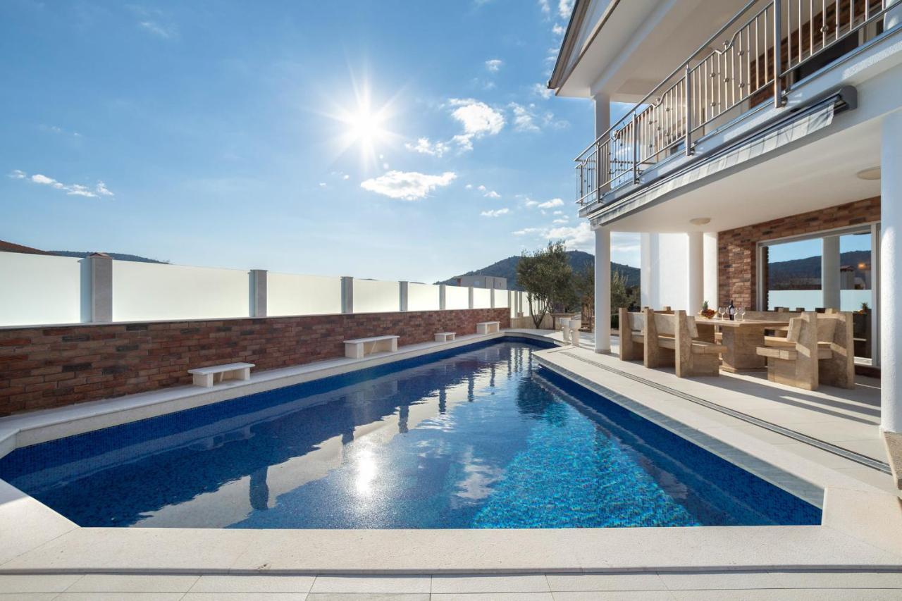 Luxury Villa Ivana Marina Esterno foto